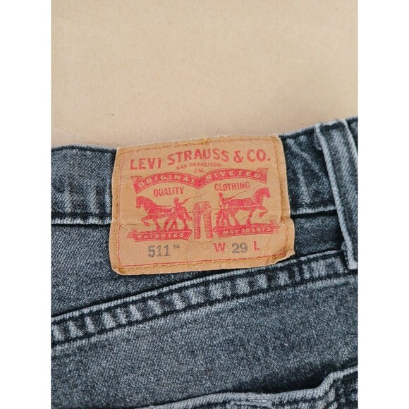 Levis 511 Gray Denim Shorts Womens 29 Cut Off Jean Shorts Distressed - Picture 6 of 6